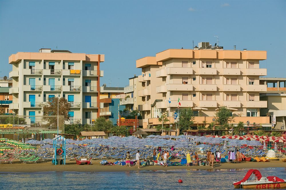 San Giorgio Savoia Hotel Белариа-Игеа Марина Екстериор снимка